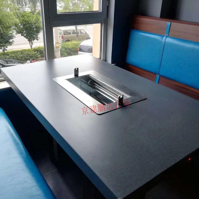 無(wú)煙燒烤桌/商用自動(dòng)翻轉(zhuǎn)燒烤桌怎么夠買(mǎi)和廠家